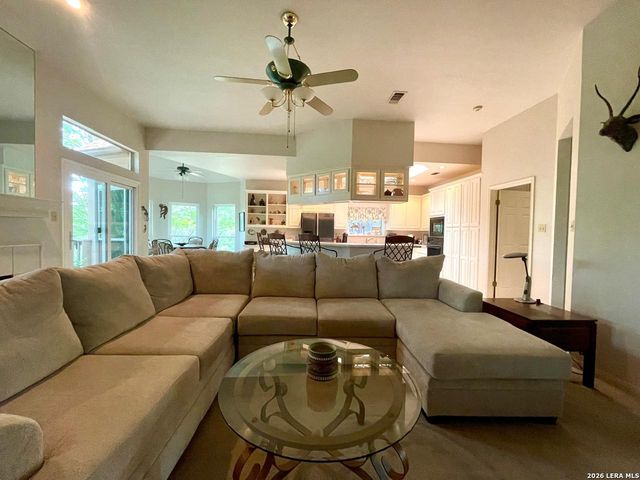 630 Solo Street, San Antonio, TX 78260