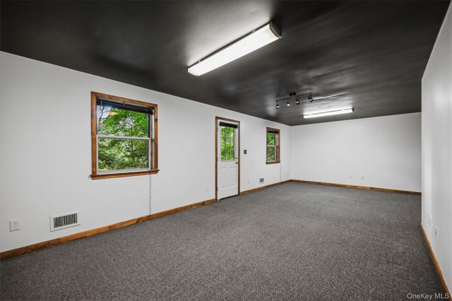 106 Freezer Road, Middletown, NY 10941
