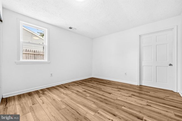 1407 HOUGHTON RD, Glen Burnie, MD 21061