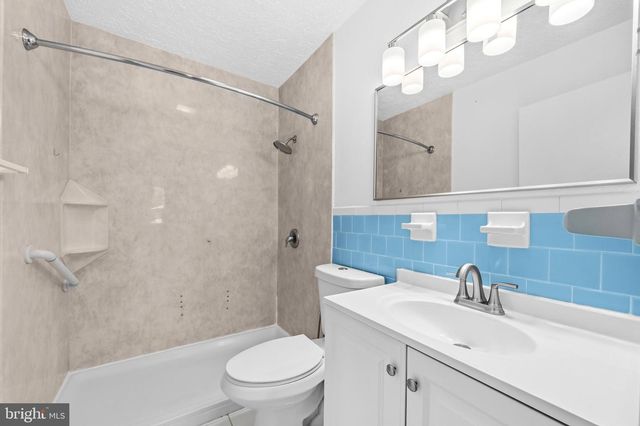 1407 HOUGHTON RD, Glen Burnie, MD 21061