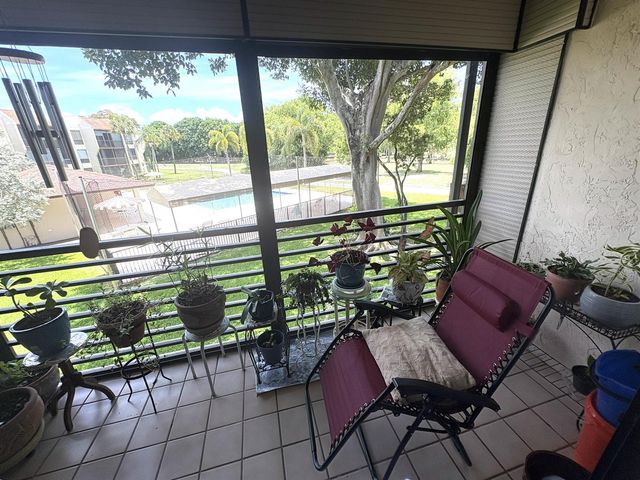 8150 W Mcnab Road 222, Tamarac, FL 33321