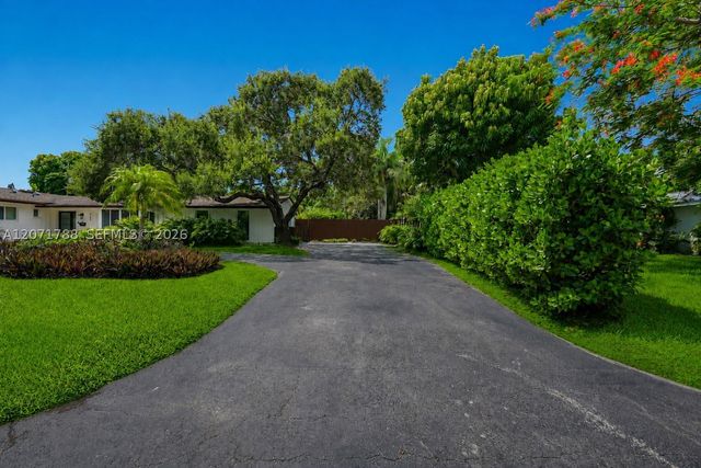 8520 SW 151st Street, Palmetto Bay, FL 33158