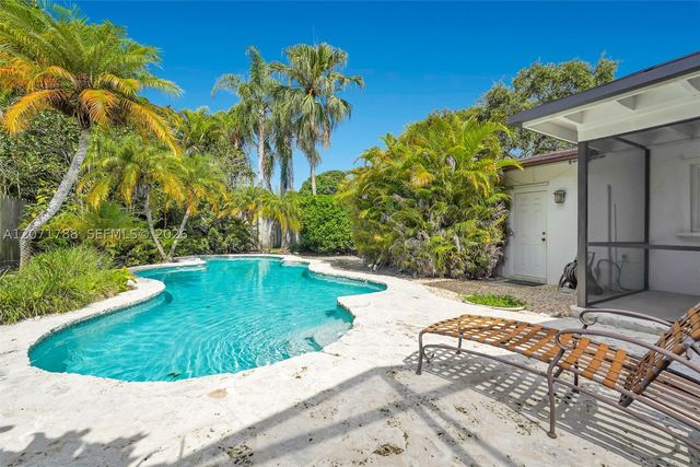 8520 SW 151st Street, Palmetto Bay, FL 33158