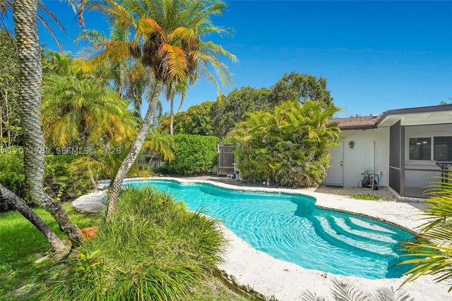 8520 SW 151st Street, Palmetto Bay, FL 33158