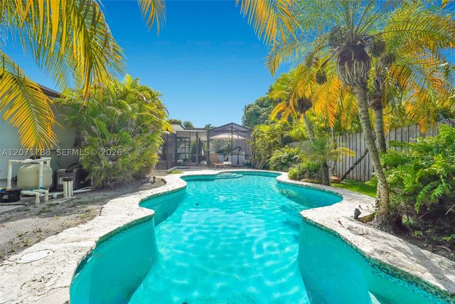 8520 SW 151st Street, Palmetto Bay, FL 33158