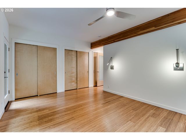 2863 FRIENDLY St, Eugene, OR 97405