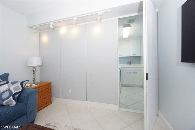 7225 Pelican Bay BLVD 502, Naples, FL 34108
