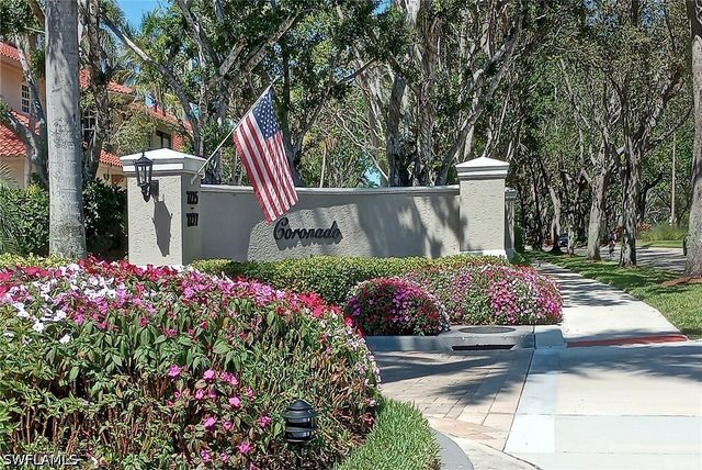 7225 Pelican Bay BLVD 502, Naples, FL 34108