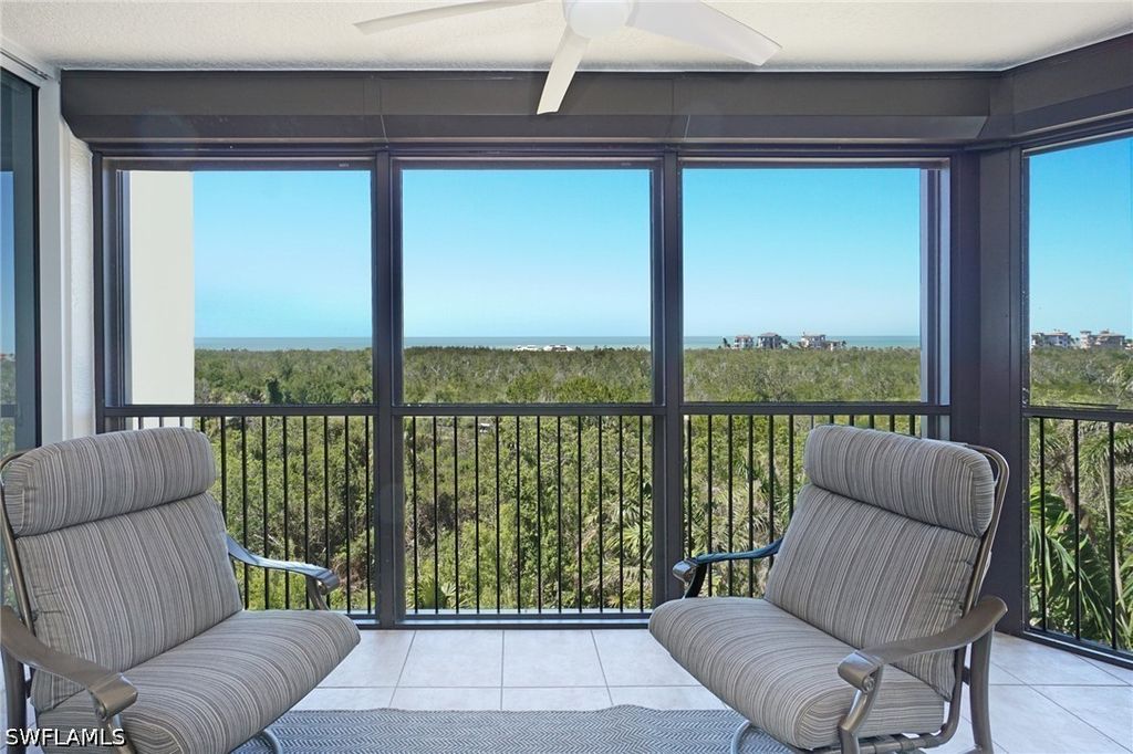7225 Pelican Bay BLVD 502, Naples, FL 34108
