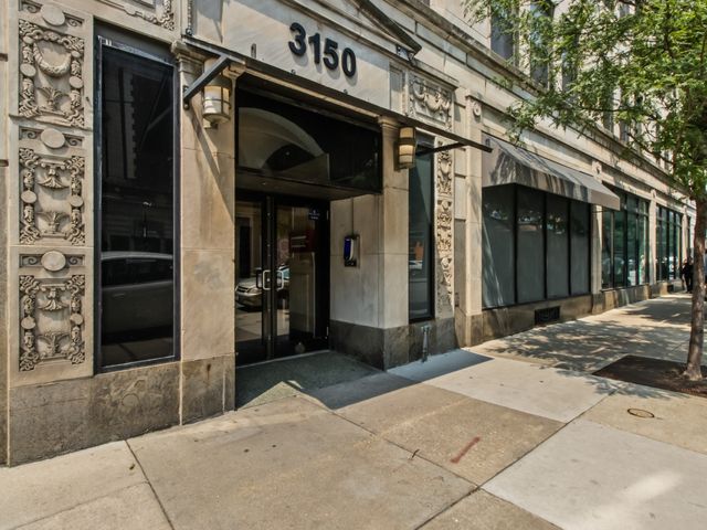 3150 N Sheffield Avenue 203, Chicago, IL 60657
