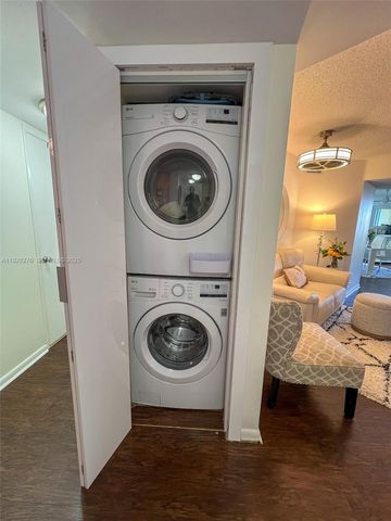 520 SE 5th Ave 2303, Fort Lauderdale, FL 33301