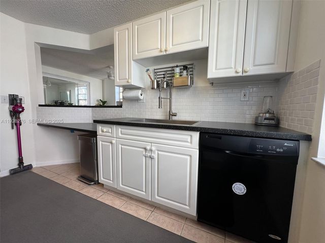 520 SE 5th Ave 2303, Fort Lauderdale, FL 33301