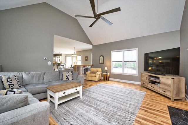 2 Winterberry Lane, Westport, MA 02790