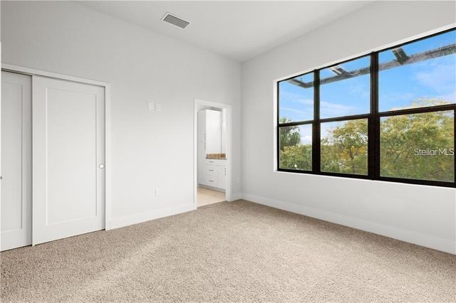 4810 W MCELROY AVENUE 21, Tampa, FL 33611