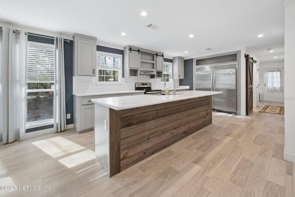 Image 1 of property listing at 7577 HOT SPRINGS COURT, Keystone Heights, FL 32656