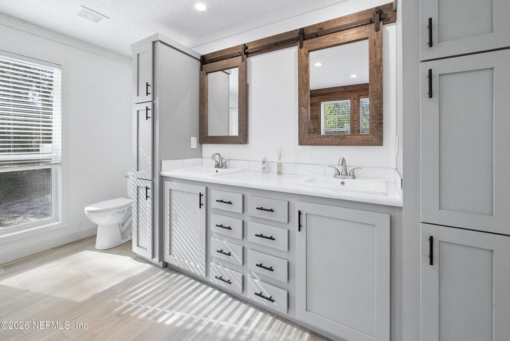 Image 16 of property listing at 7577 HOT SPRINGS COURT, Keystone Heights, FL 32656