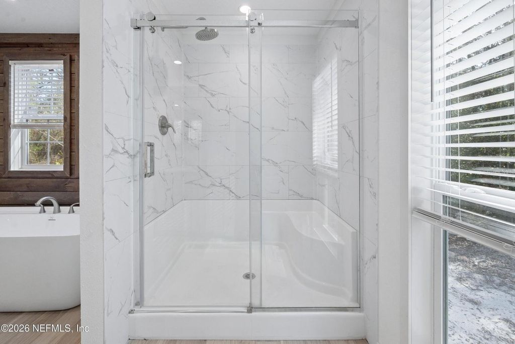 Image 17 of property listing at 7577 HOT SPRINGS COURT, Keystone Heights, FL 32656