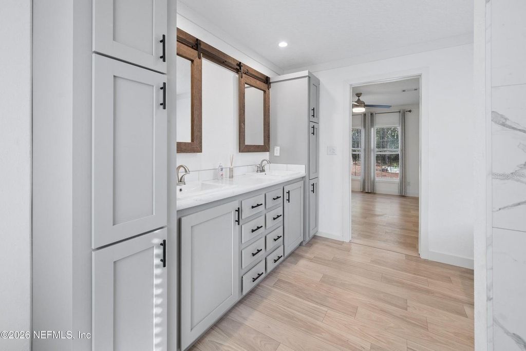 Image 18 of property listing at 7577 HOT SPRINGS COURT, Keystone Heights, FL 32656