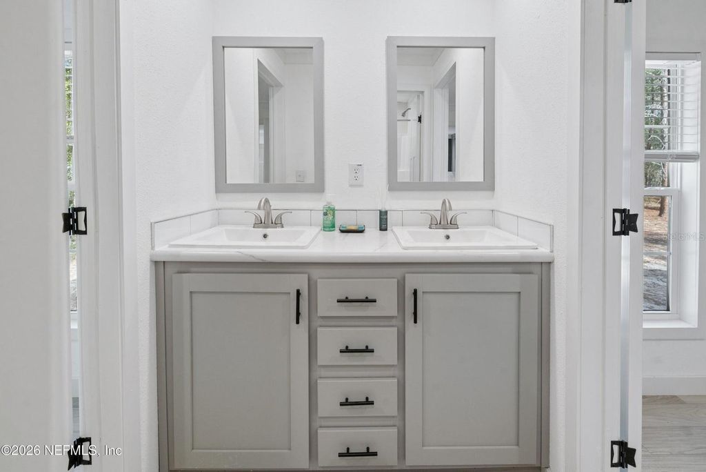 Image 23 of property listing at 7577 HOT SPRINGS COURT, Keystone Heights, FL 32656