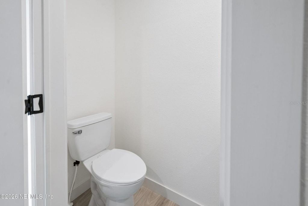 Image 27 of property listing at 7577 HOT SPRINGS COURT, Keystone Heights, FL 32656