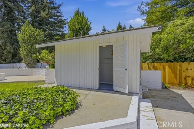 2653 E North Bear Creek, Merced, CA 95340
