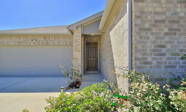 41814 Buckskin Basin Lane, Magnolia, TX 77354