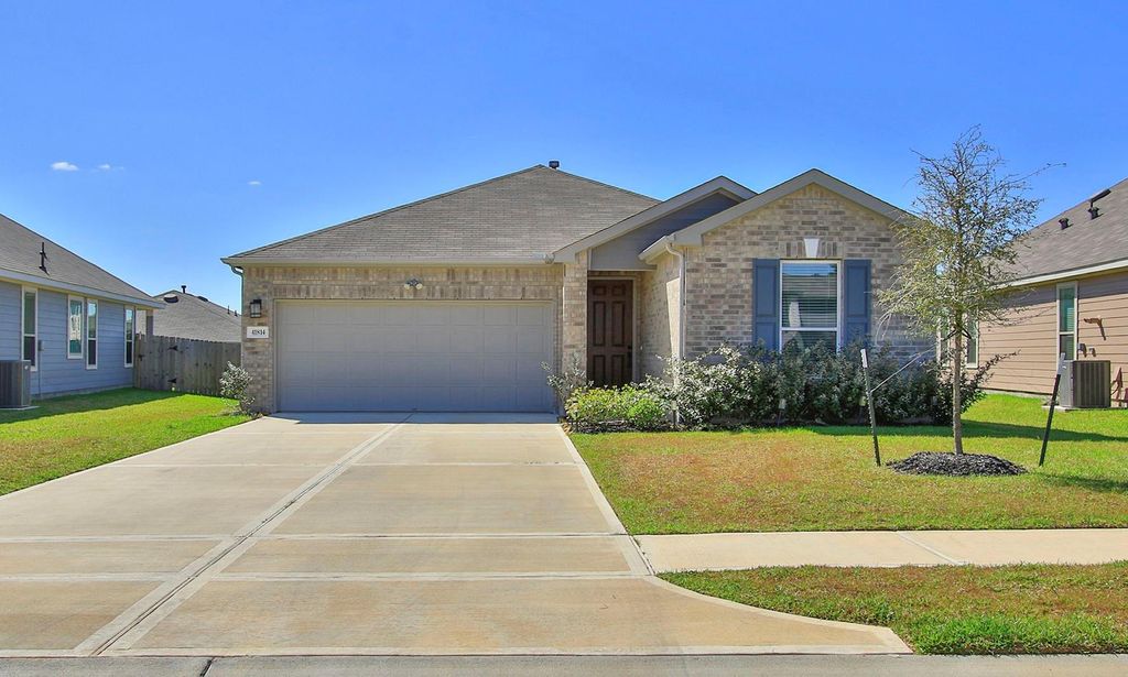41814 Buckskin Basin Lane, Magnolia, TX 77354