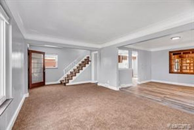 8262 E Outer Drive, Detroit, MI 48213