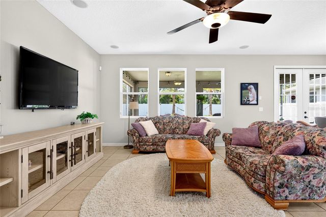 2586 PLUMADORE DRIVE, Grand Island, FL 32735