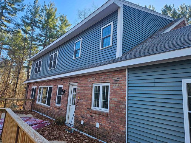38 Piscataqua Road, Dover, NH 03820