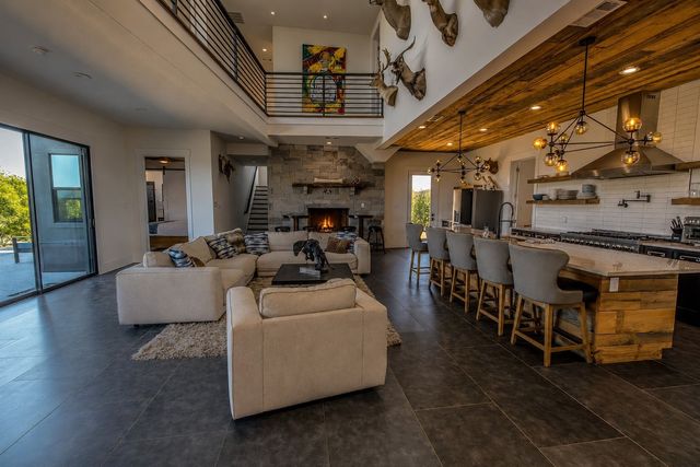6160 W Hells Gate Drive, Possum Kingdom Lake, TX 76475