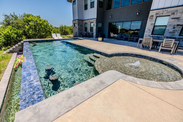 6160 W Hells Gate Drive, Possum Kingdom Lake, TX 76475