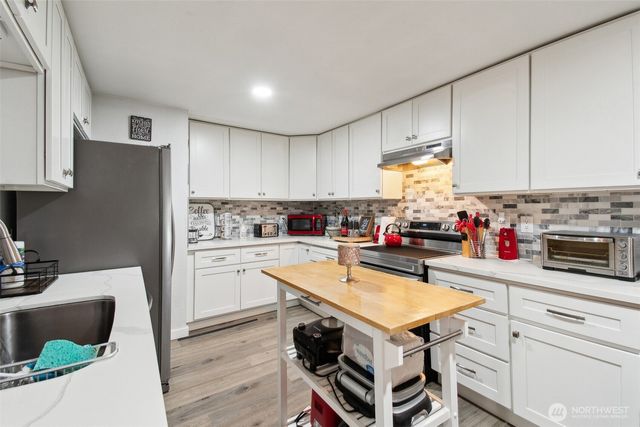 416 N 8th Street, Shelton, WA 98584