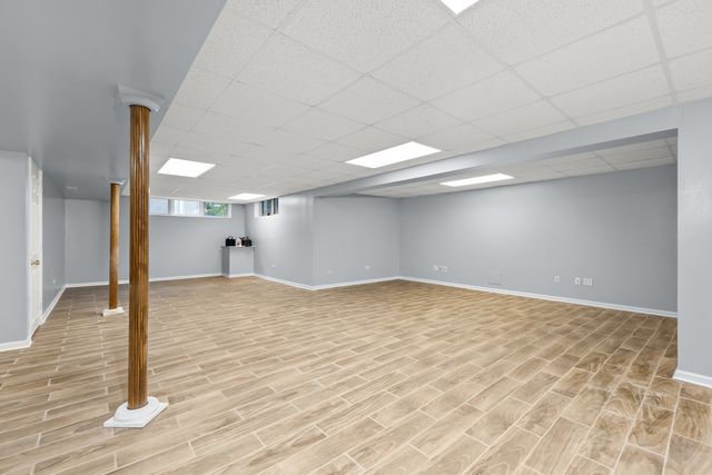 6722 Sweetbriar Lane, Darien, IL 60561