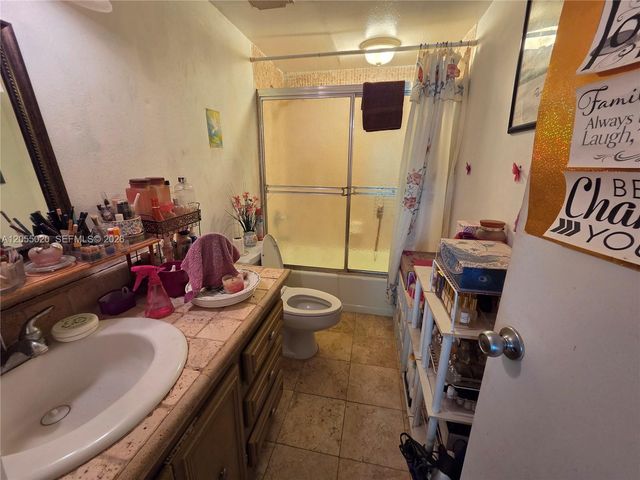 9020 NE 8th Avenue 2F, Miami Shores, FL 33138