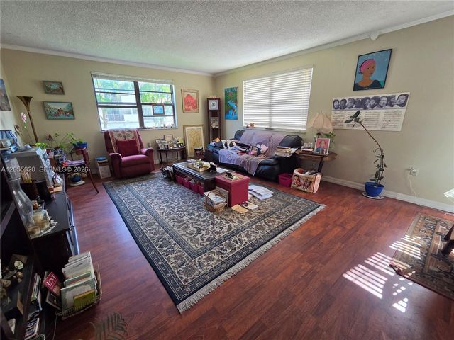 9020 NE 8th Avenue 2F, Miami Shores, FL 33138