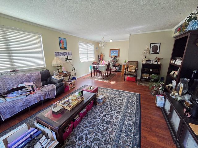9020 NE 8th Avenue 2F, Miami Shores, FL 33138