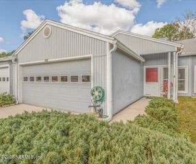 4113 LAURELWOOD Drive, Jacksonville, FL 32257