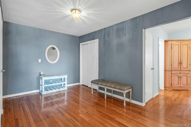 1234 Midland Ave 5F, Bronxville, NY 10708