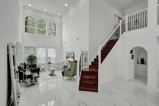 11008 NW 73rd St, Doral, FL 33178