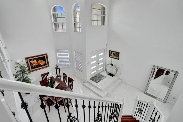 11008 NW 73rd St, Doral, FL 33178