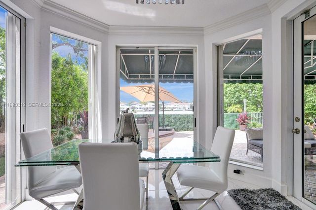 11008 NW 73rd St, Doral, FL 33178