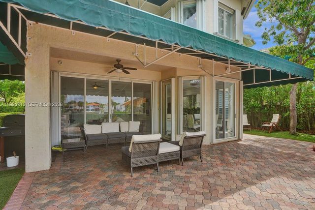 11008 NW 73rd St, Doral, FL 33178