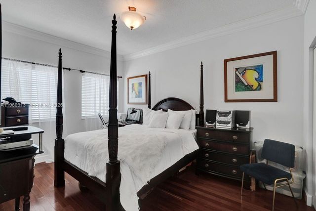 11008 NW 73rd St, Doral, FL 33178