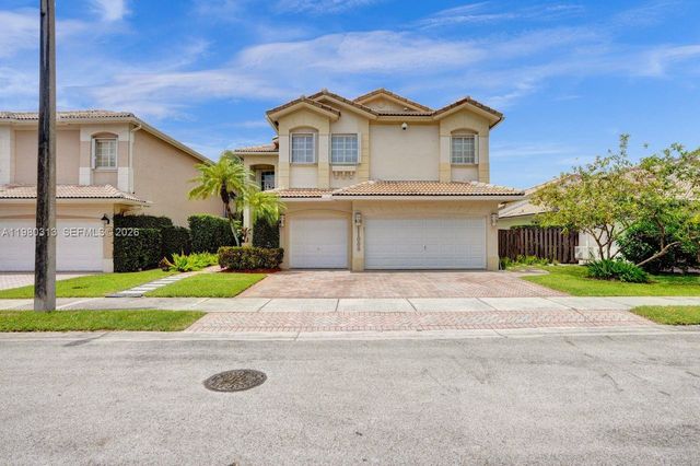 11008 NW 73rd St, Doral, FL 33178