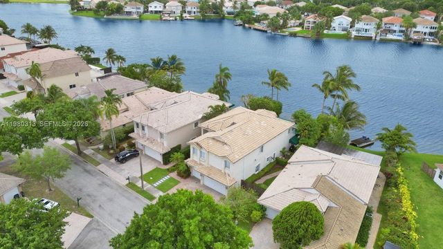 11008 NW 73rd St, Doral, FL 33178