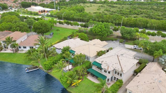 11008 NW 73rd St, Doral, FL 33178