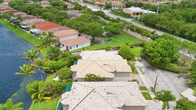 11008 NW 73rd St, Doral, FL 33178