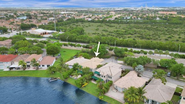 11008 NW 73rd St, Doral, FL 33178