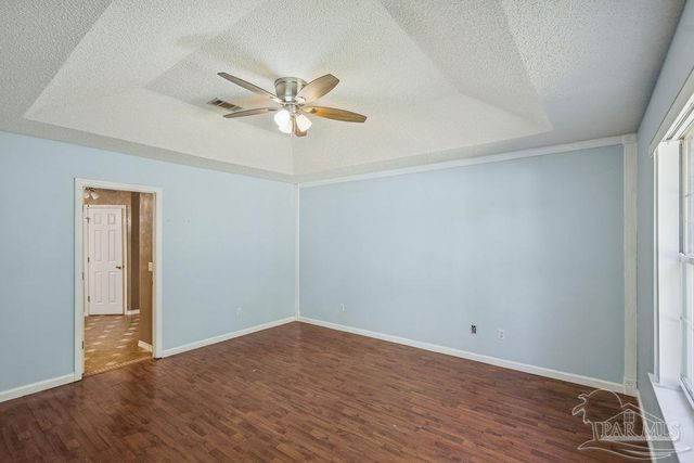 4400 Amberwood Cir, Pace, FL 32571